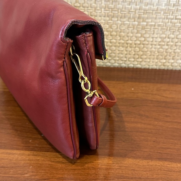 🌟HP🌟VTG 1970s-80s Etienne Aigner Oxblood Leather Envelope Shoulder Bag USA - Picture 12 of 16